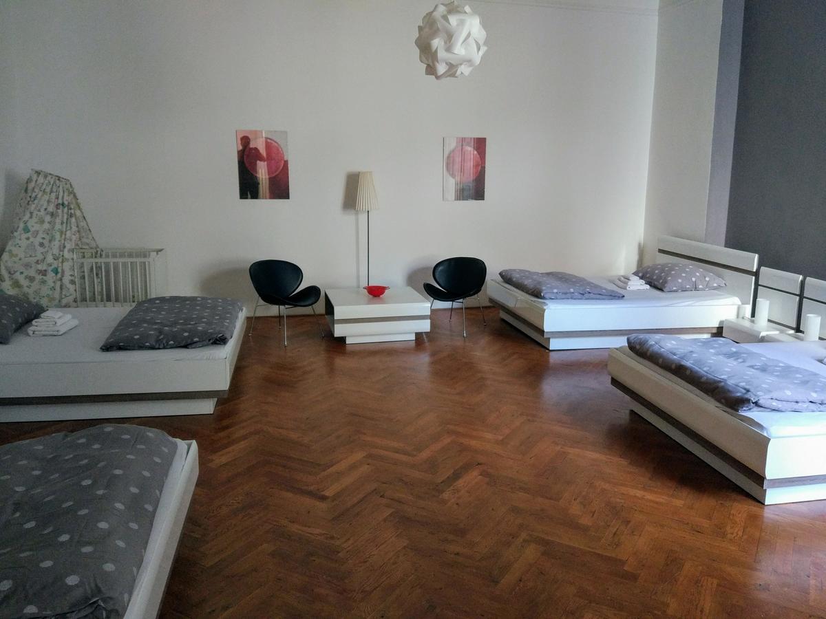 Apartments Tynska 7 Prague Ngoại thất bức ảnh